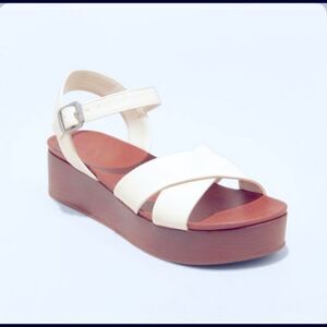 Universal Thread  leather wood Bottom  sandal -7